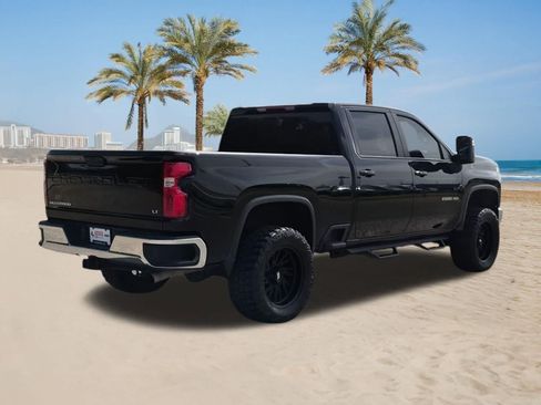 Used 2024 Chevrolet Silverado 2500 LT AWD/4WD image 8