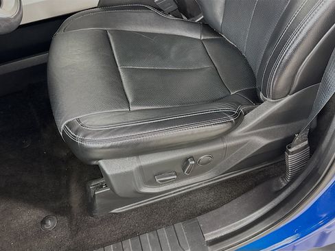 Used 2018 Ford F150 Lariat w/ Equipment Group 502A Luxury AWD/4WD image 21