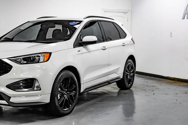 Used 2022 Ford Edge ST-Line AWD/4WD image 8