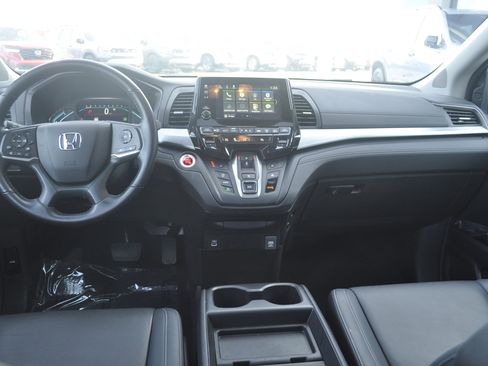 Used 2024 Honda Odyssey EX-L image 15