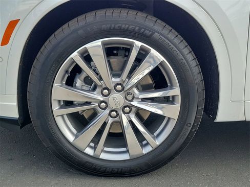 Used 2025 Cadillac XT6 Premium Luxury w/ Technology Package image 33