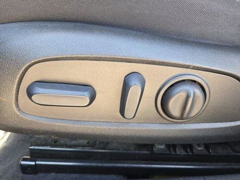 Used 2023 Chevrolet Malibu LT FWD image 13