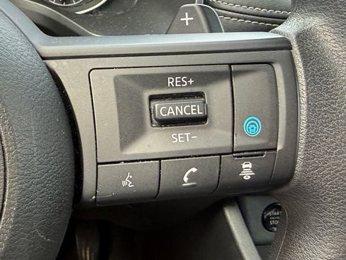 Used 2024 Nissan Rogue SV FWD image 19