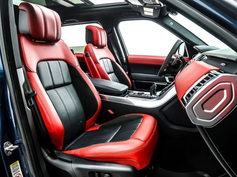 Used 2022 Land Rover Range Rover Sport HST image 6