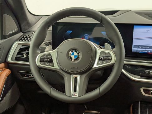 New 2026 BMW X7 M60i image 18
