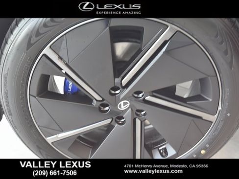 New 2026 Lexus RZ 450e image 6