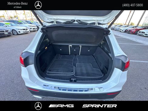 Used 2022 Mercedes-Benz GLA 250 4MATIC w/ Premium Package Lite image 7