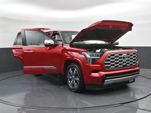 Used 2023 Toyota Sequoia Capstone image 65