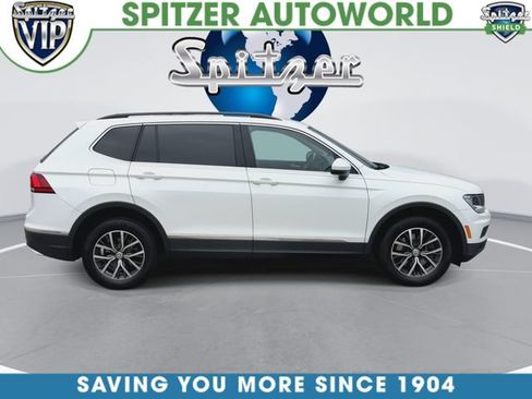 Used 2018 Volkswagen Tiguan SE w/ Panoramic Sunroof Package AWD/4WD image 10