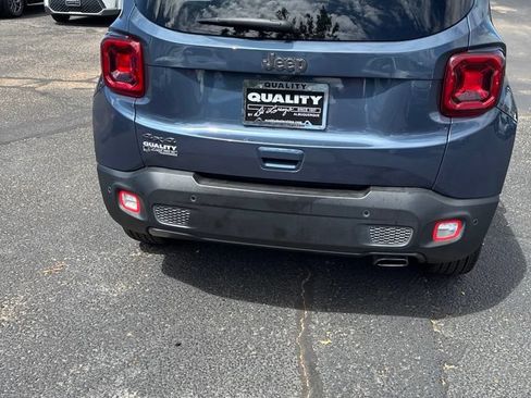 Used 2021 Jeep Renegade Latitude w/ Luxury Group II AWD/4WD image 5