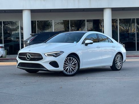 Used 2025 Mercedes-Benz CLA 250 CLA 250 image 2