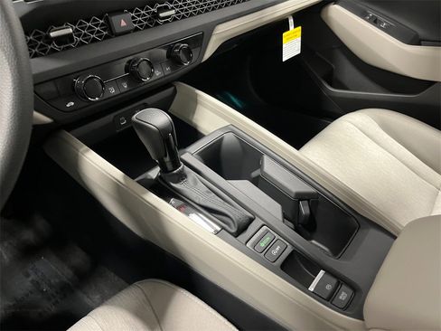 New 2025 Honda Accord SE image 17