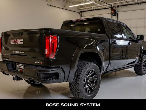 Used 2022 GMC Sierra 1500 AT4 w/ AT4 Premium Package AWD/4WD image 9
