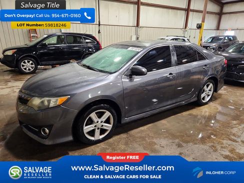 Used 2012 Toyota Camry SE w/ Leather Pkg FWD image 1