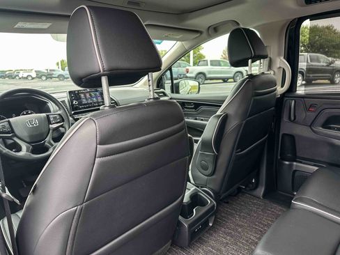 Certified 2025 Honda Odyssey Elite image 17