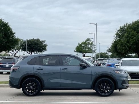 Certified 2024 Honda HR-V Sport image 3