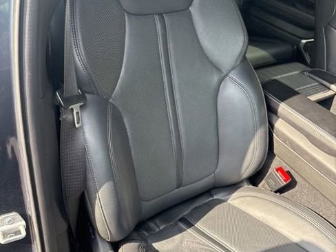 Used 2023 Jeep Wagoneer Series II w/ Flexible Seating Group image 39