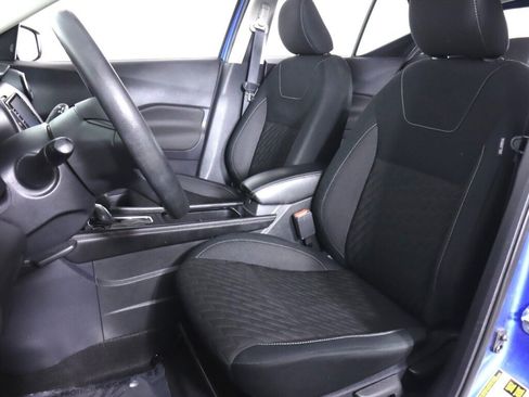 Used 2021 Nissan Kicks SV w/ Exterior Package FWD image 28