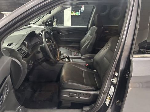 Used 2019 Honda Ridgeline RTL-E image 13