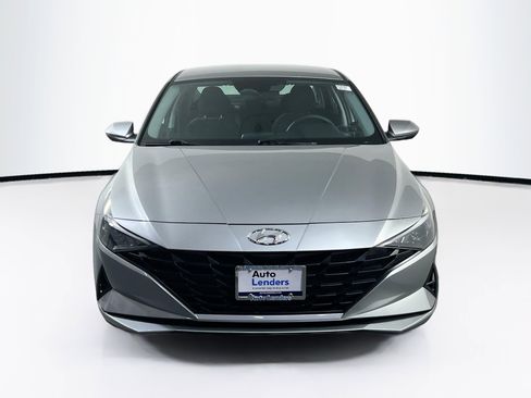 Used 2023 Hyundai Elantra SEL w/ Cargo Package image 2