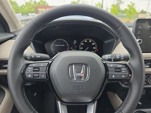 New 2026 Honda HR-V EX-L image 9