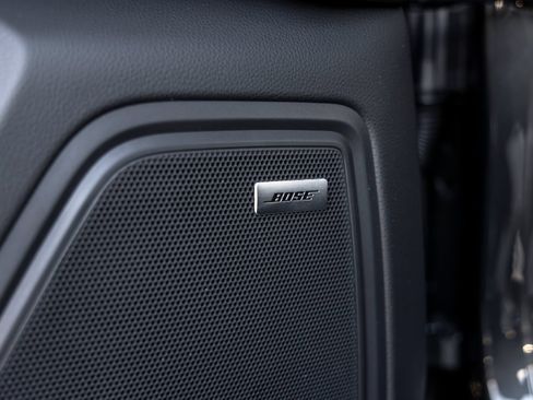 Certified 2026 Porsche Macan AWD/4WD image 24