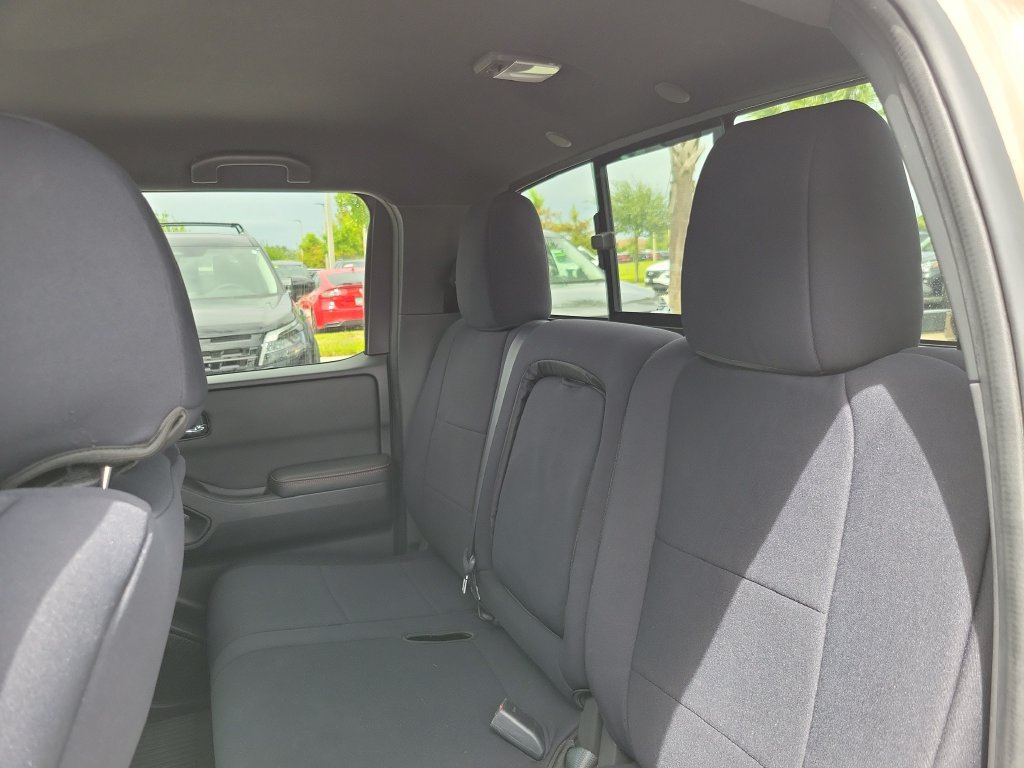 Used 2023 Nissan Frontier Pro-X w/ Tow Package RWD image 10