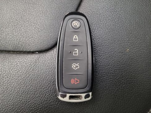 Used 2017 Ford Focus Titanium image 32