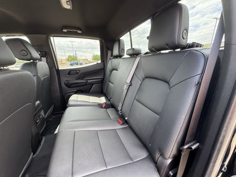 Used 2025 Chevrolet Colorado Trail Boss AWD/4WD image 26