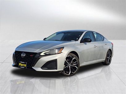 Used 2023 Nissan Altima 2.5 SR