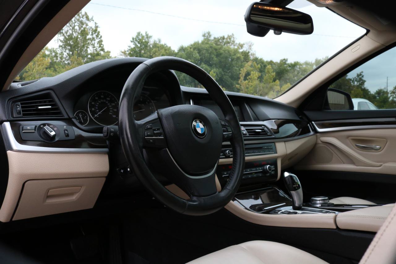 Used 2014 BMW 535i xDrive Sedan AWD/4WD image 21