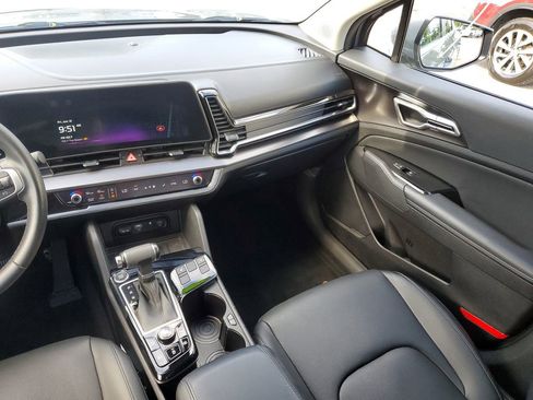 Used 2023 Kia Sportage EX FWD image 13