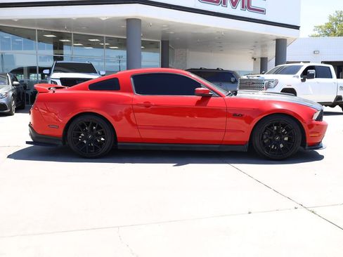 Used 2012 Ford Mustang GT RWD image 7