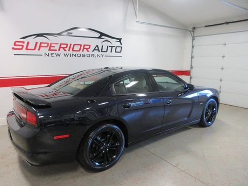 Used 2012 Dodge Charger R/T AWD/4WD image 4