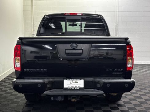 Used 2020 Nissan Frontier SV w/ Midnight Edition Floor Mats AWD/4WD image 6