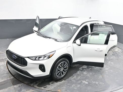 New 2026 Ford Escape SE image 61