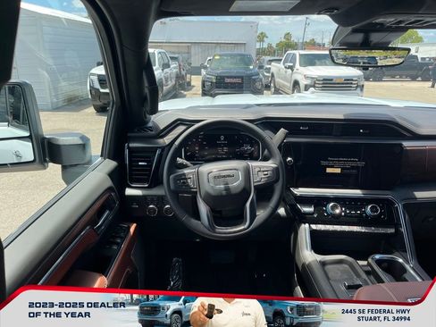 New 2026 GMC Sierra 2500 Denali Ultimate AWD/4WD image 13