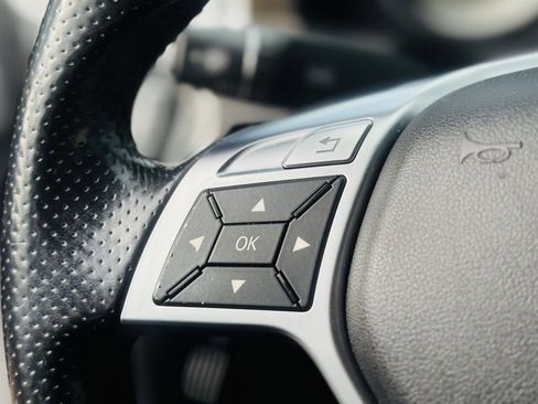 Used 2015 Mercedes-Benz E 350 Sedan image 26