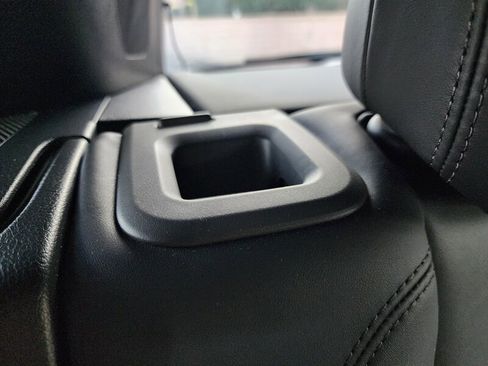 Used 2024 Porsche Macan w/ Premium Plus Package image 78