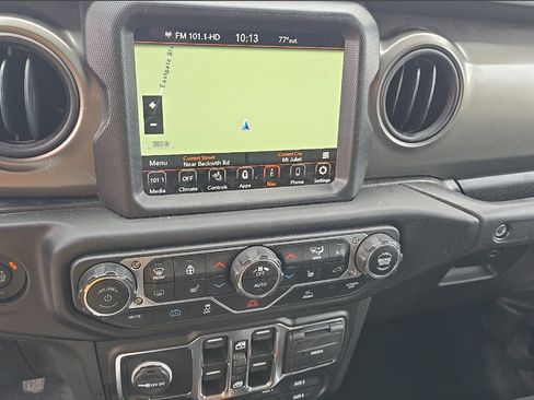Used 2023 Jeep Wrangler Unlimited w/ Sun & Screen Package AWD/4WD image 11