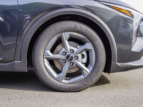 New 2026 Kia K4 LXS image 10