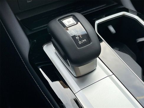 New 2026 Mitsubishi Outlander SEL image 16