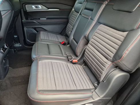 New 2026 Ford Explorer ST-Line w/ ST-Line Street Pack AWD/4WD image 21