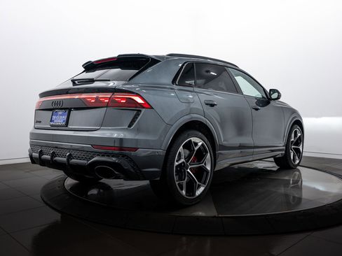 New 2026 Audi RS Q8 performance image 4