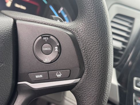 Used 2019 Honda Odyssey EX image 22