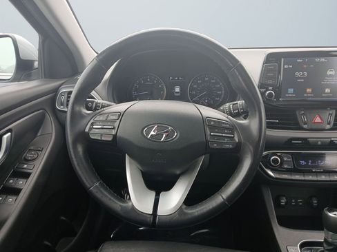 Used 2020 Hyundai Elantra GT w/ Style Package 02 image 12