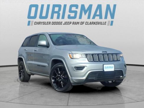 Used 2018 Jeep Grand Cherokee Altitude image 1