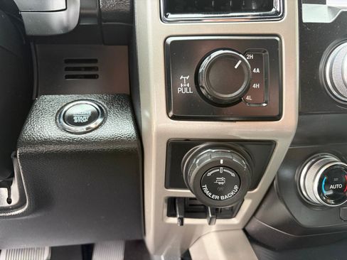 Used 2019 Ford F150 Lariat w/ Equipment Group 502A Luxury AWD/4WD image 25