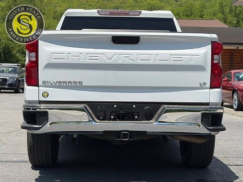 Used 2023 Chevrolet Silverado 1500 LT AWD/4WD image 5