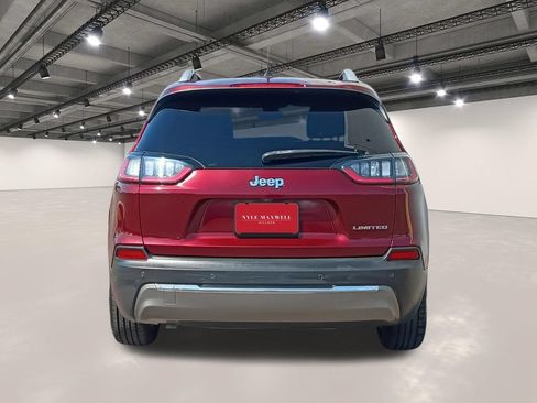 Used 2019 Jeep Cherokee Limited FWD image 15